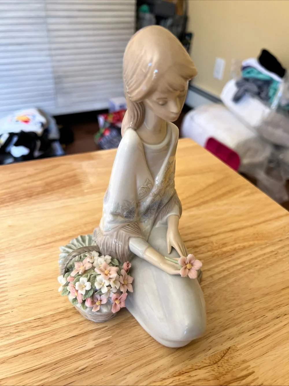 Lladro Porcelain Kneeling Girl Figurine in Cream with Pink Flowers